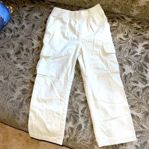 Boys khaki cargo pants. Size 4t. Worn once.
